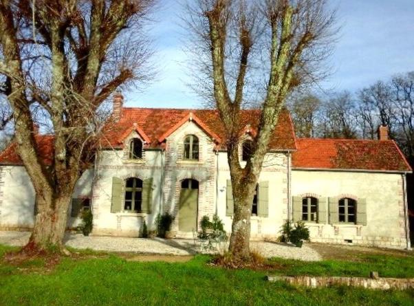 Domaine Du Coudreau Bed and breakfast Vendoeuvres